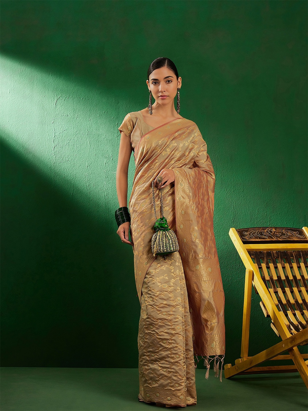 

Sangria Ethnic Motifs Woven-Design Banarasi Silk Saree, Beige