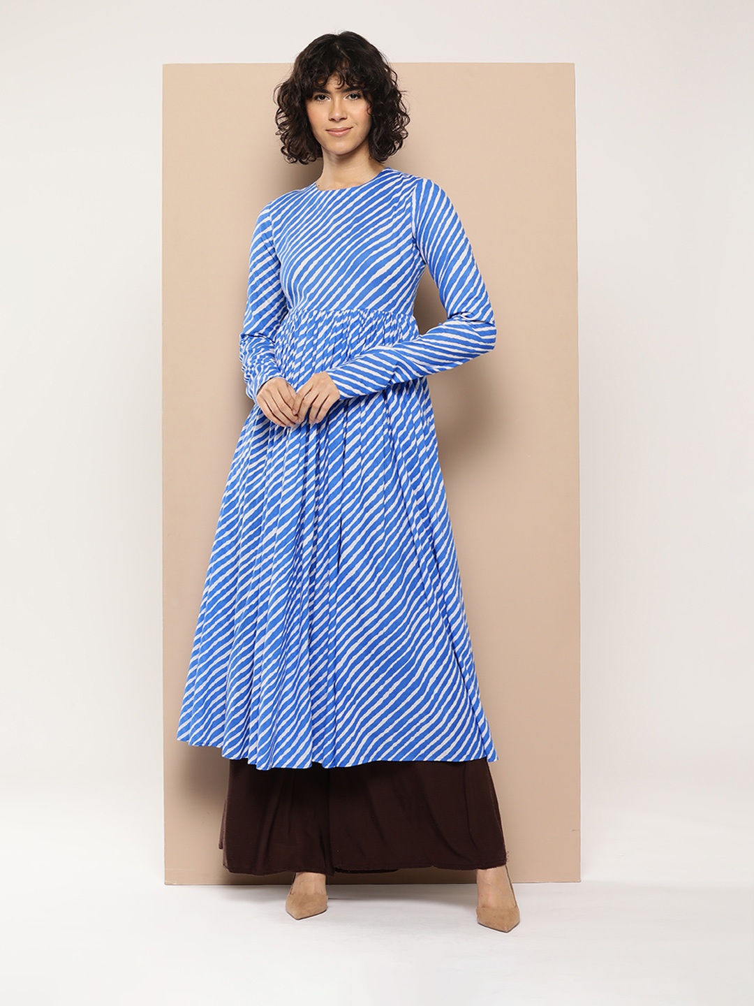 

MBE Women Leheriya Striped Cotton Anarkali Kurta, Blue