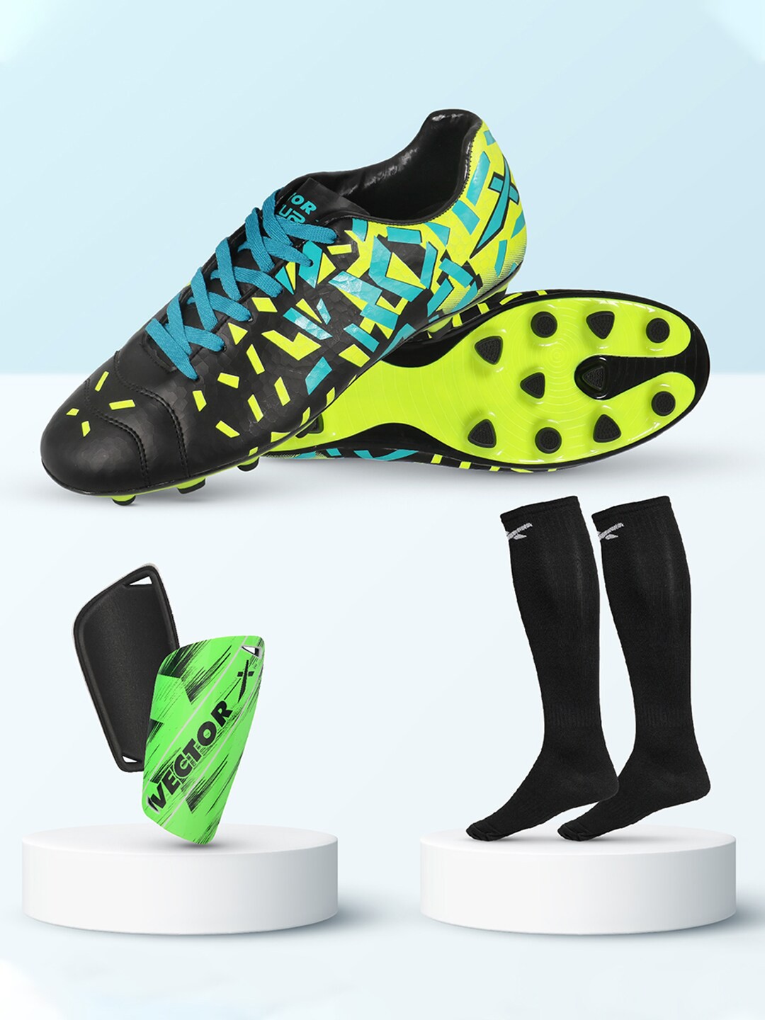 

VECTOR X Unisex Printed Football Shoes, Black