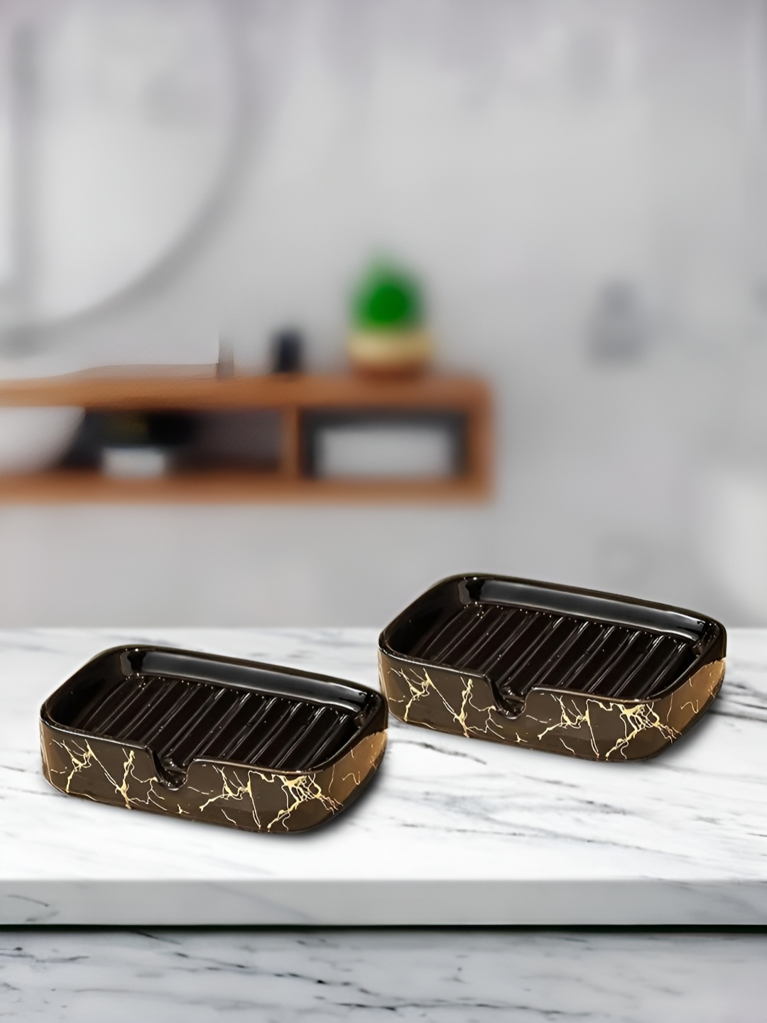 

The Better Home Black & Gold-Toned 2Pcs Ceramic Matte Soap Dishs