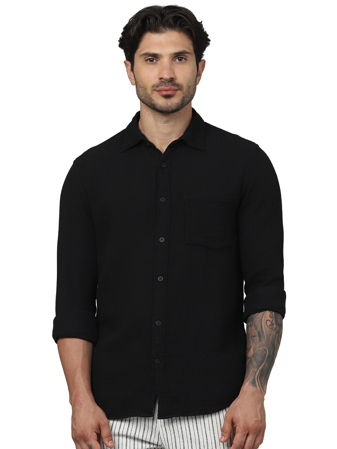 

Celio Spread Collar Classic Cotton Opaque Casual Shirt, Black