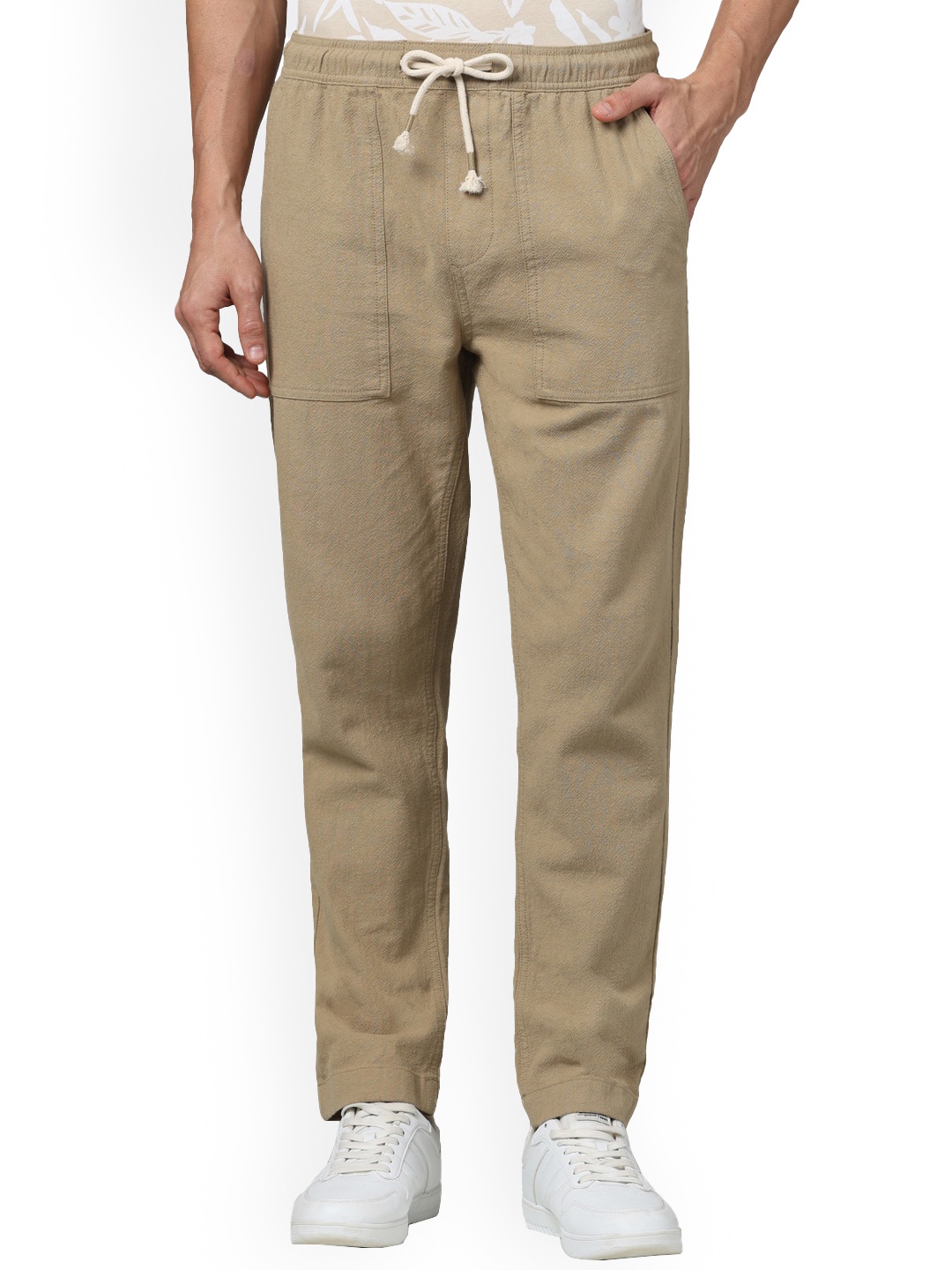 

Celio Men Loose Fit Trousers, Beige