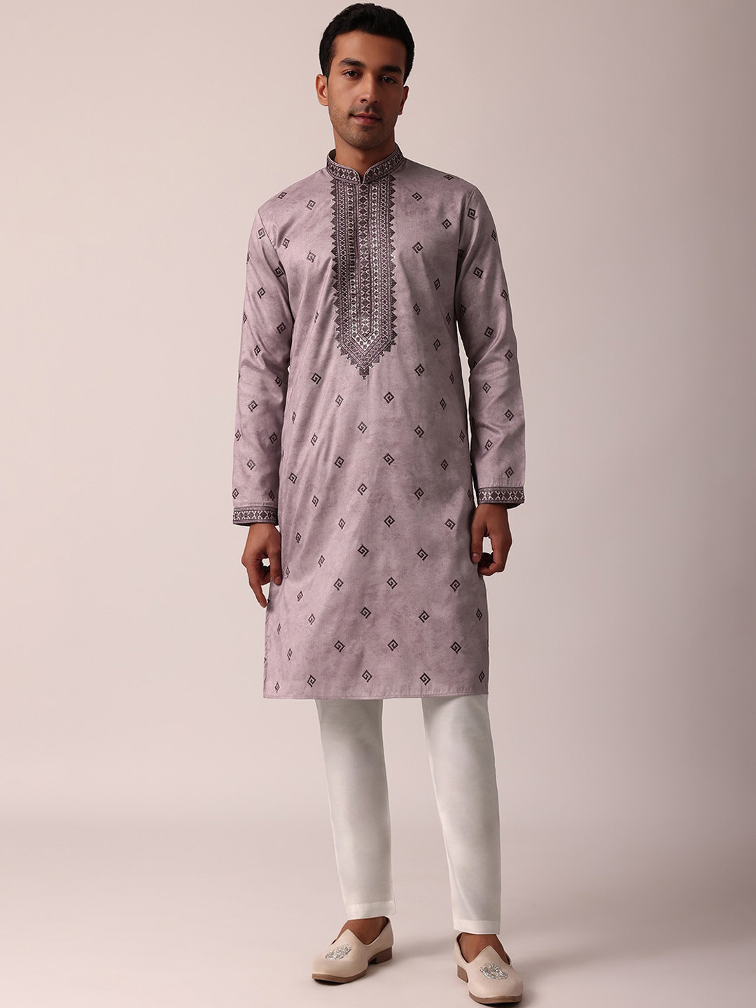 

KALKI Fashion Men Ethnic Motifs Embroidered Regular Thread Work Kurta with Trousers, Purple