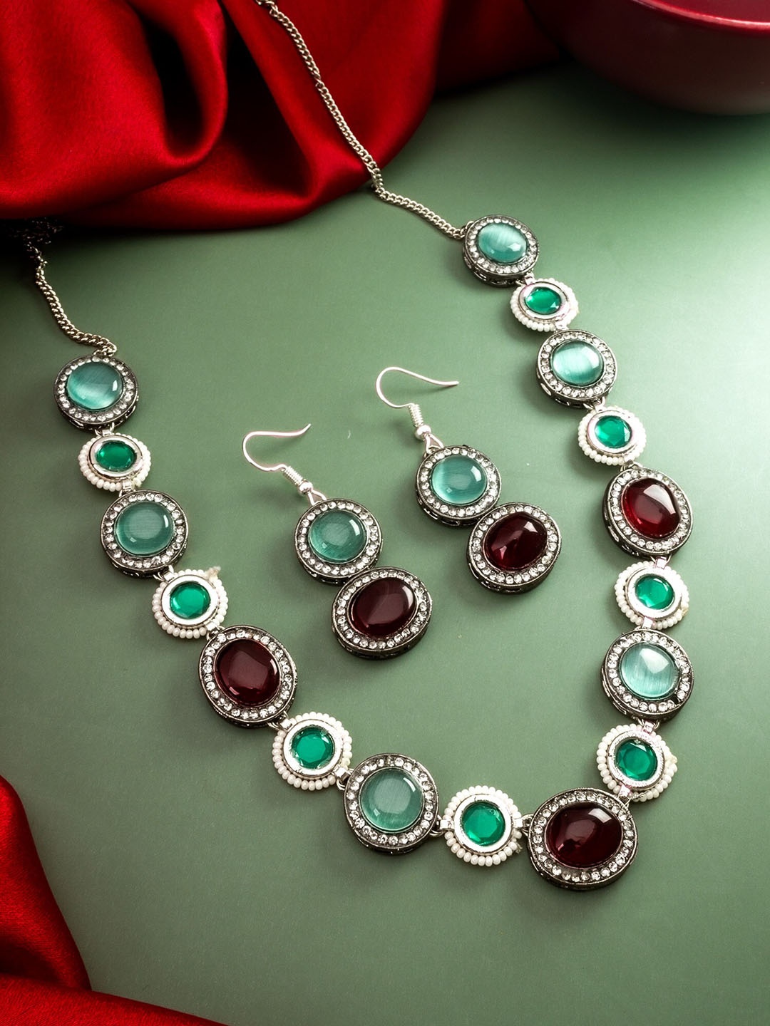 

aadita Silver-Plated Stone Studded Jewellery Set
