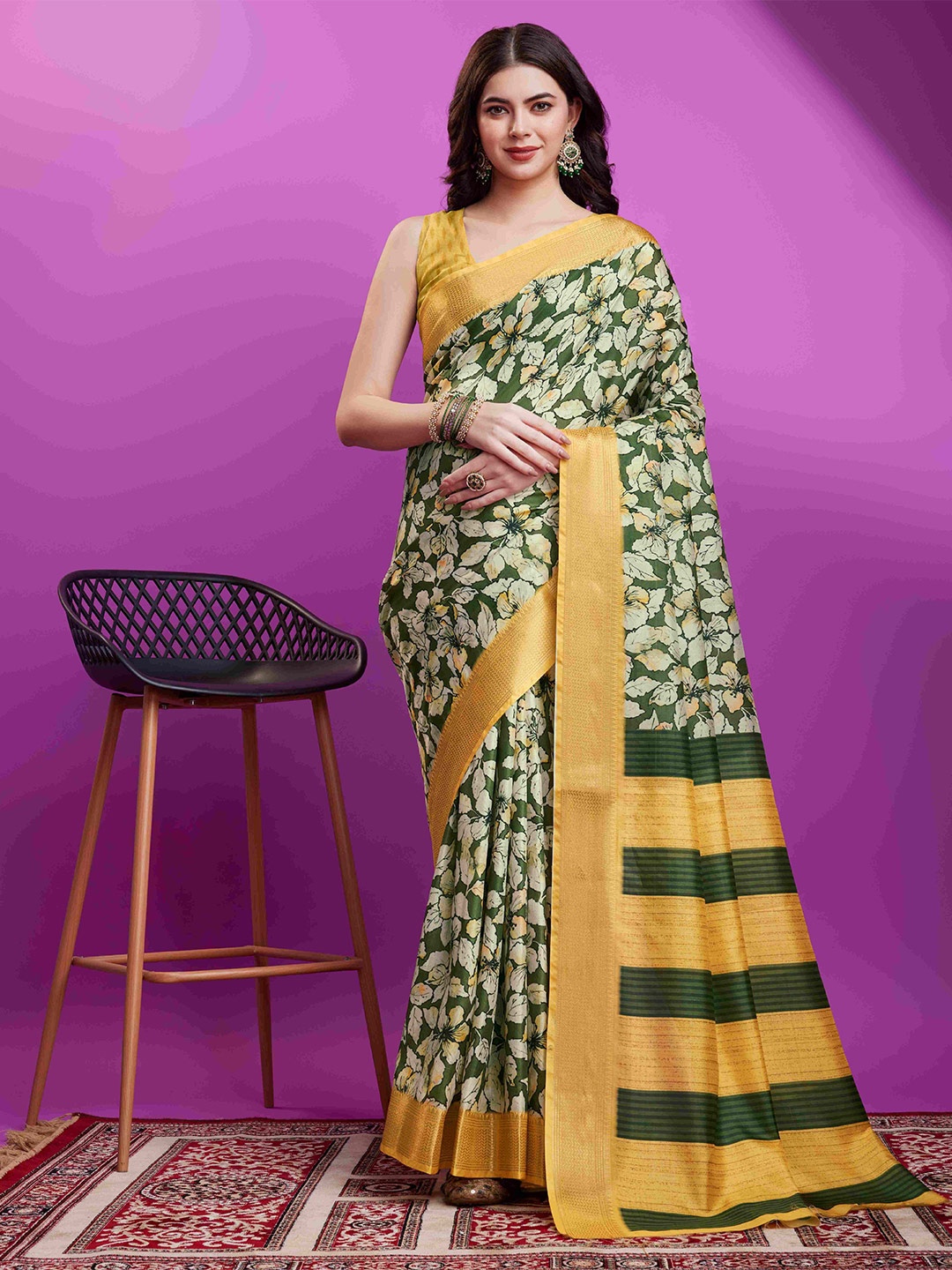 

PHEASANT Floral Printed Zari Saree, Green