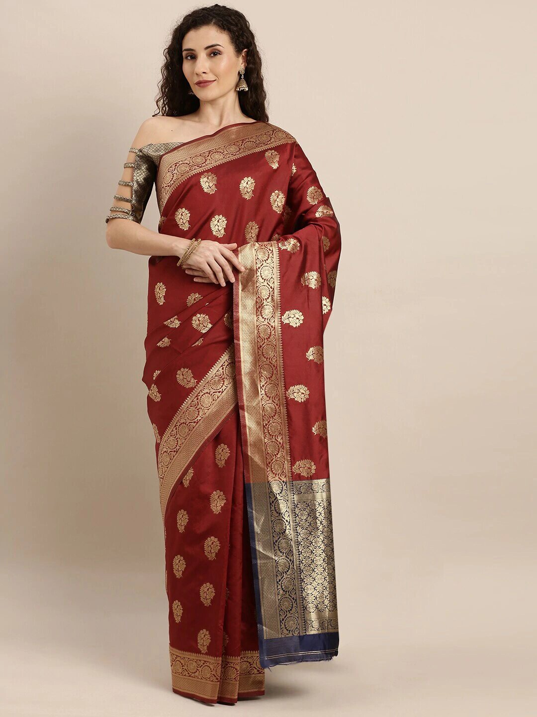 

Mitera Floral Woven Design Zari Kanjeevaram Saree, Maroon