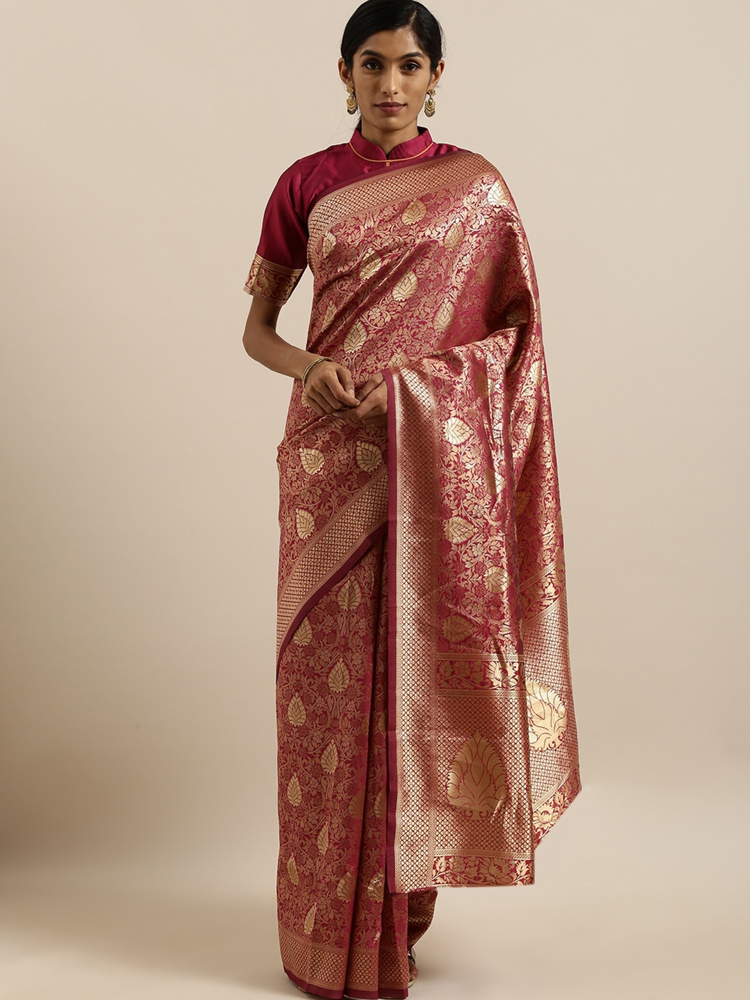

Mitera Ethnic Motifs Woven Design Zari Saree, Magenta