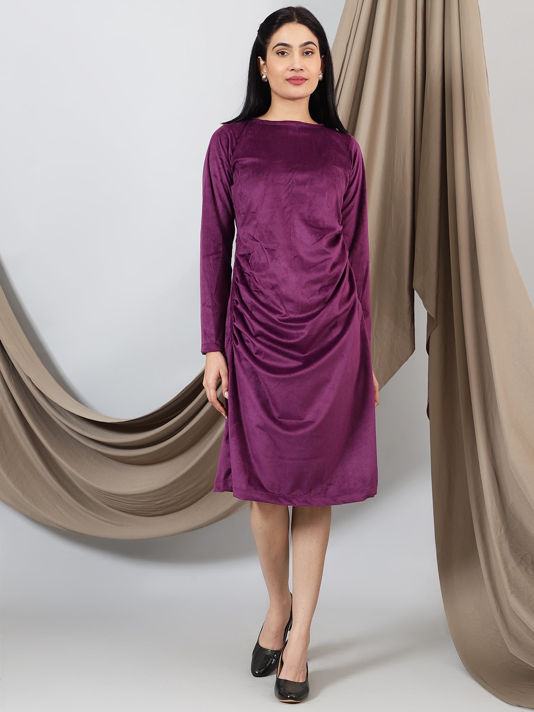

Talethread Long Sleeves Round Neck Velvet A-Line Dress, Purple