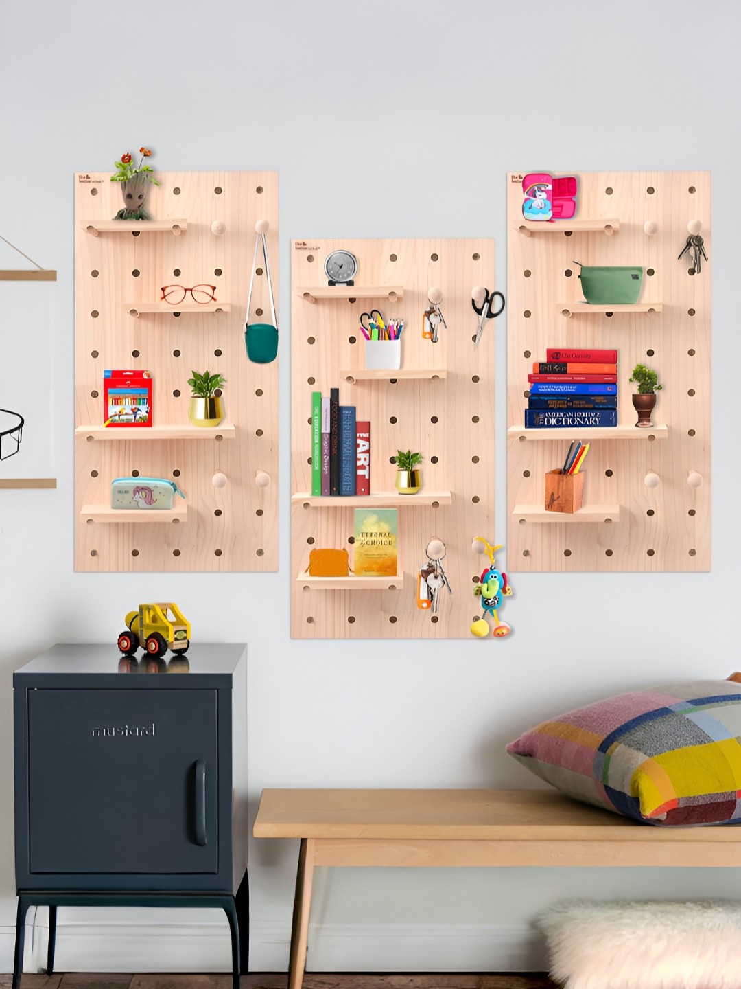 

The Better Home Brown Pinewood Pegboard Key Holder, Peach