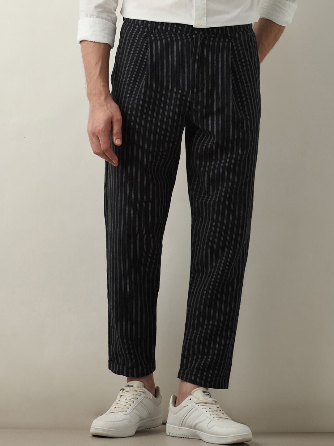 

SELECTED Men Striped Slim Fit Trousers, Black