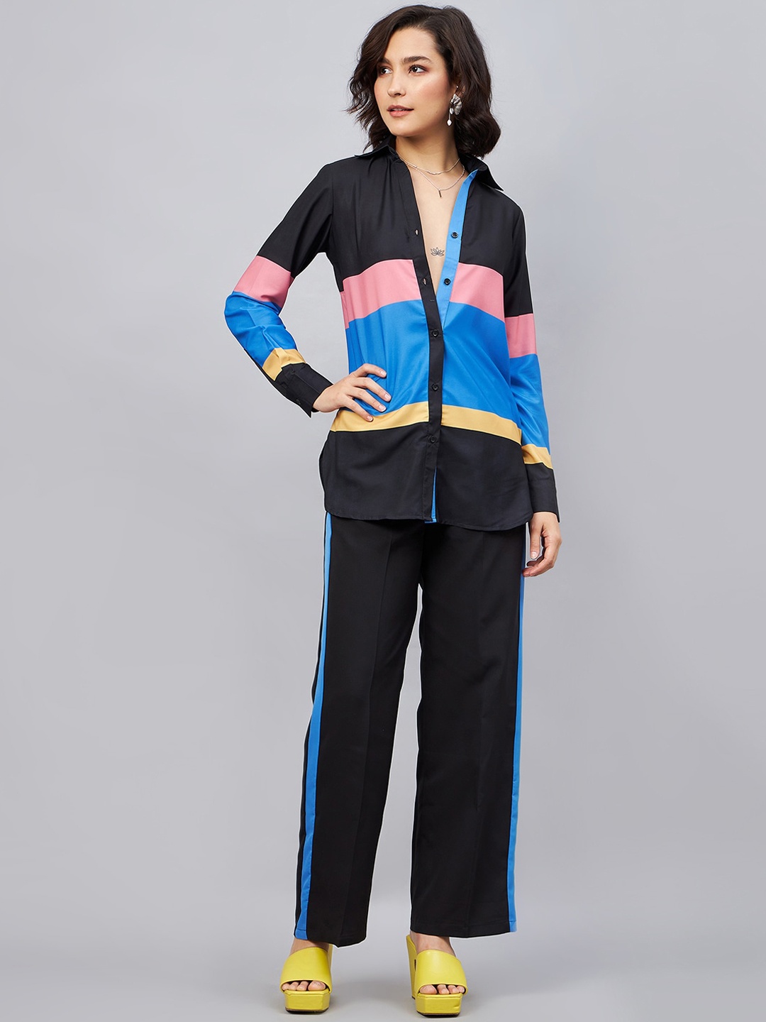 

Orchid Blues Colourblocked Shirt With Trousers, Black