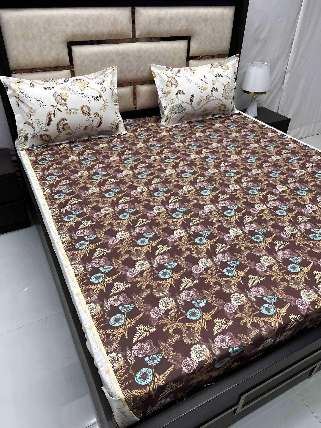 

Pure Decor Brown Floral Printed 230 TC Pure Cotton King Bedsheet with 2 Pillow Covers