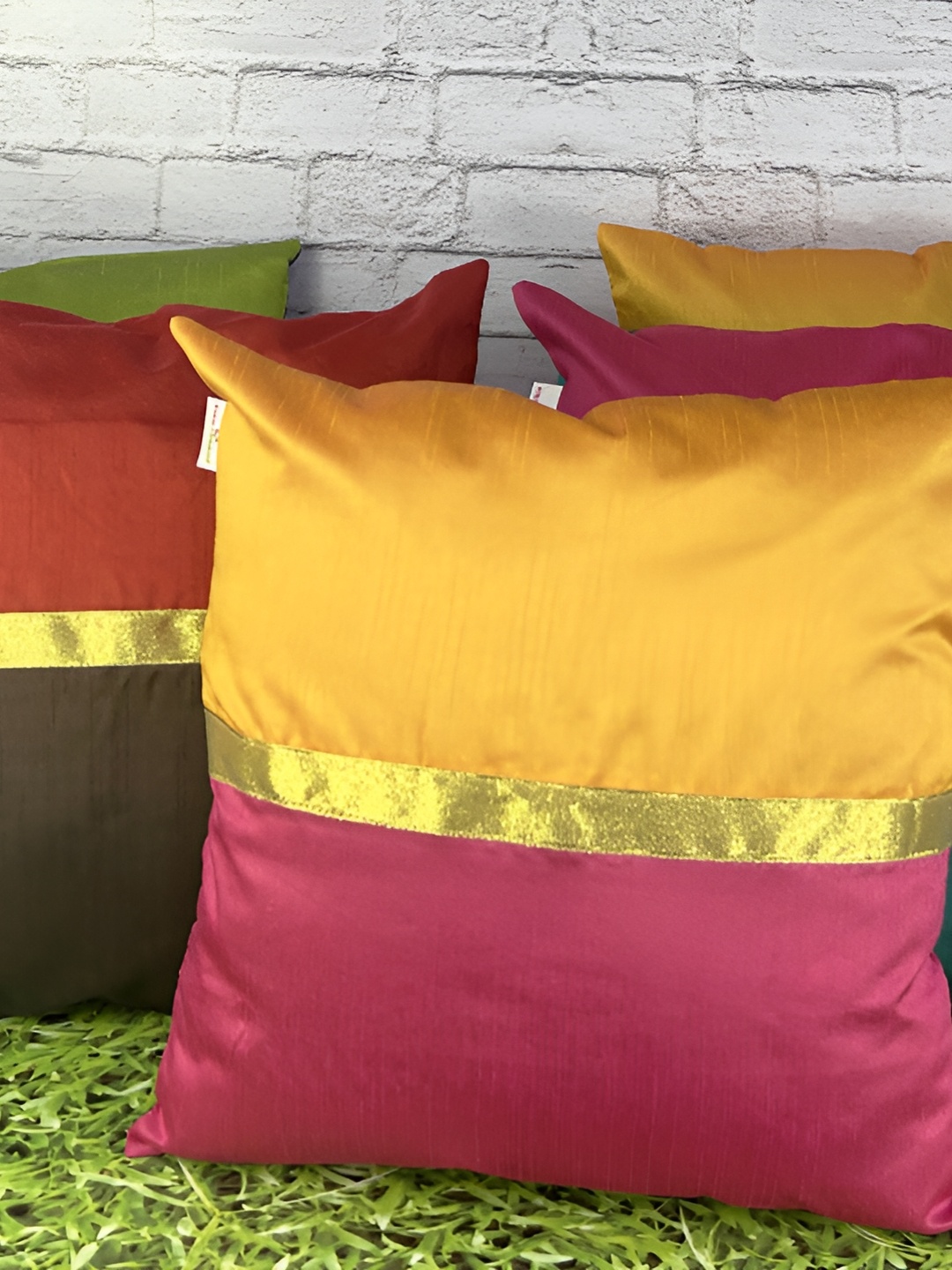 

Pink Parrot Yellow & Pink Set of 5 Colourblocked Square Cushion Covers