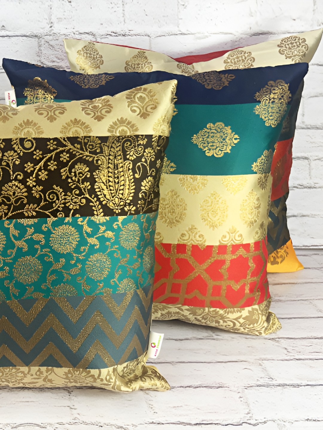 

Pink Parrot Green & Black Set of 5 Ethnic Motifs Square Cushion Covers