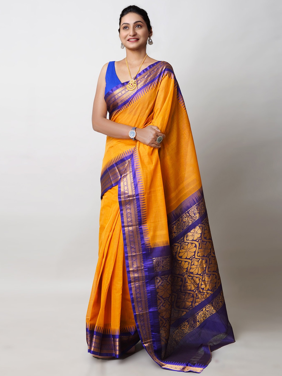 

Unnati Silks Woven Design Zari Handloom Pure Cotton Gadwal Saree, Orange