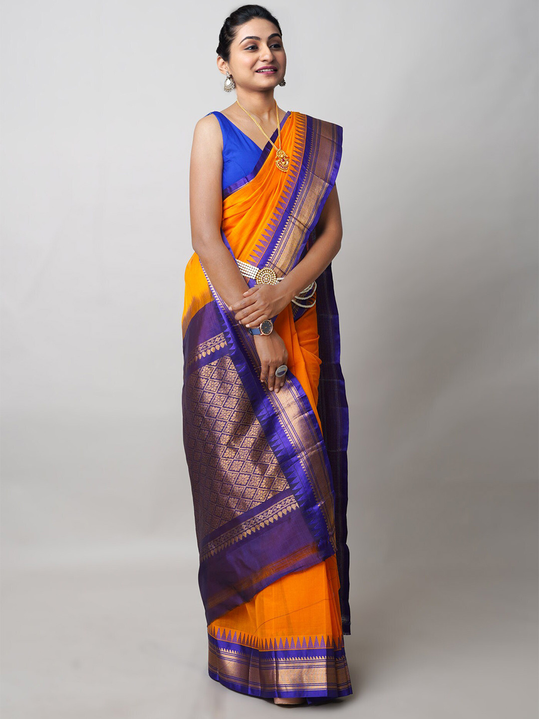 

Unnati Silks Zari Pure Cotton Handloom Gadwal Saree, Yellow