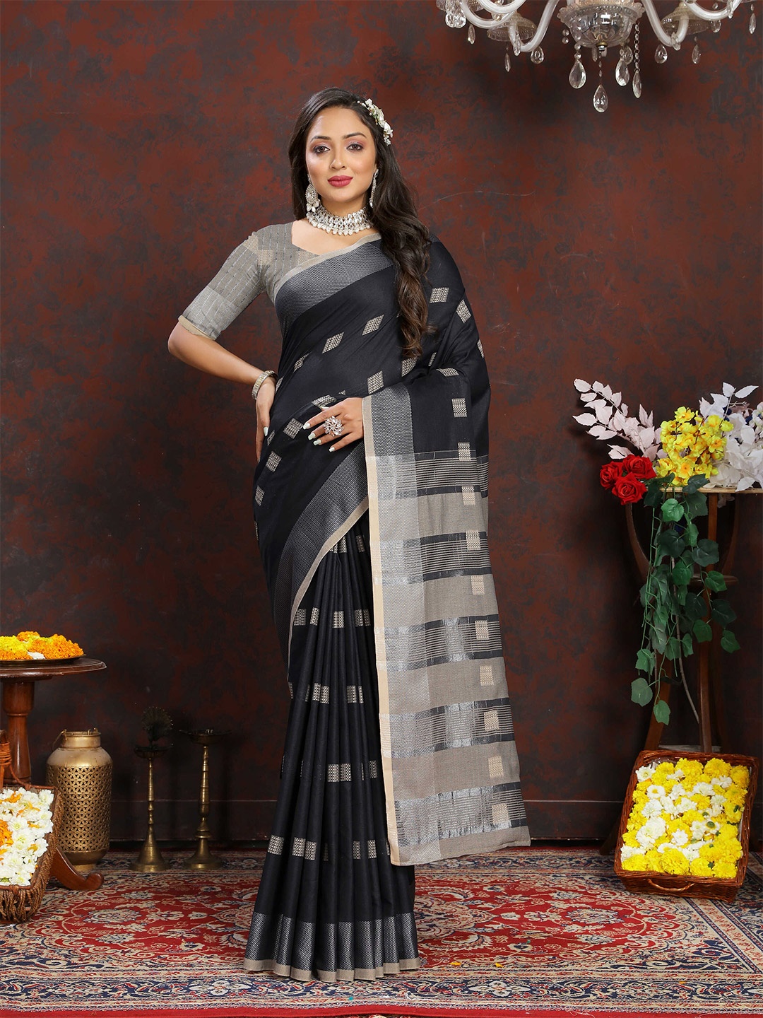 

PHEASANT Geometric Woven Design Zari Pure Cotton Banarasi Saree, Black