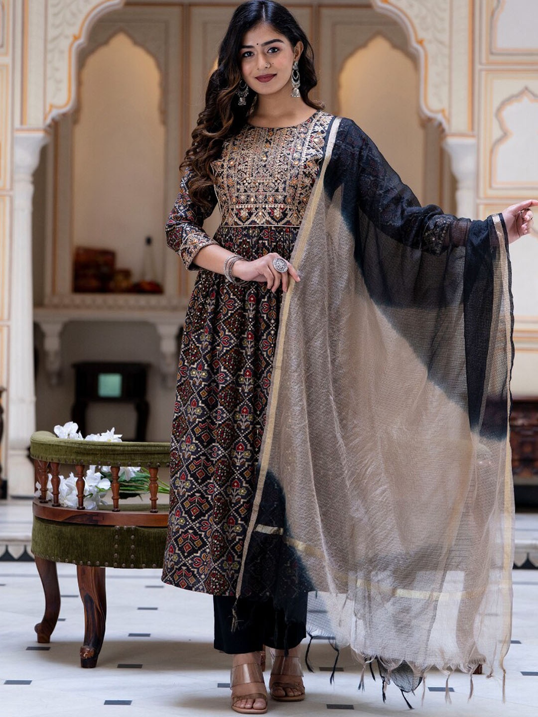 

KALINI Ethnic Motifs Printed Kurta With Trousers & Dupatta, Black