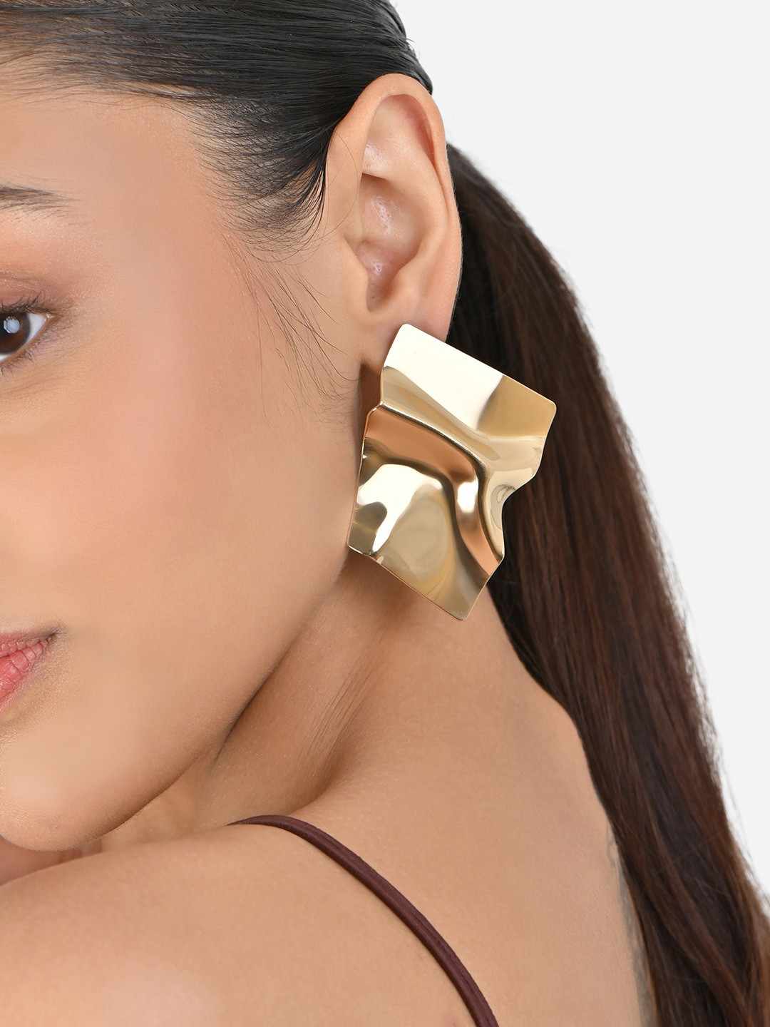 

ToniQ Gold Plated Molten Square Shape Studs