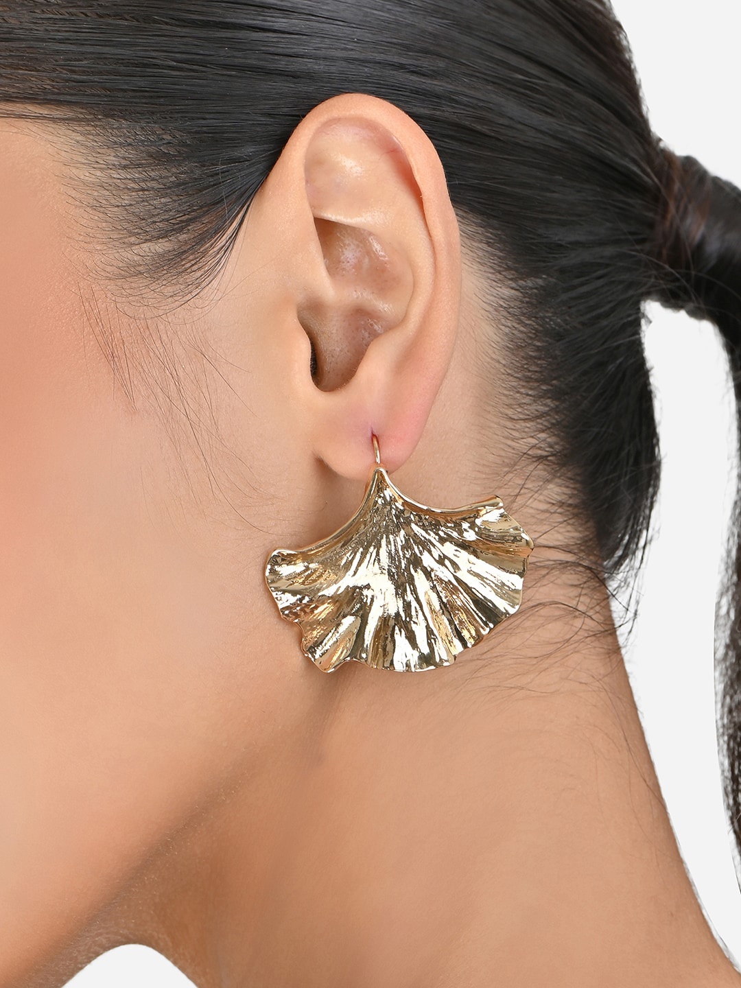 

ToniQ Gold-Plated Floral Drop Earrings