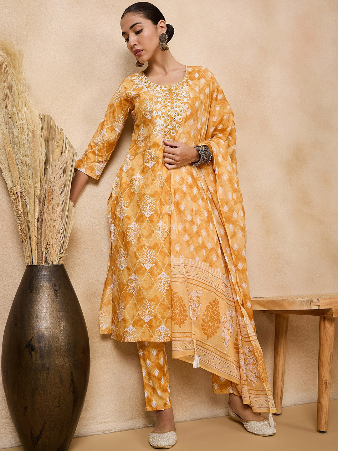 

Anouk Floral Printed Regular Thread Work Pure Cotton Kurta with Trousers & Dupatta, Mustard