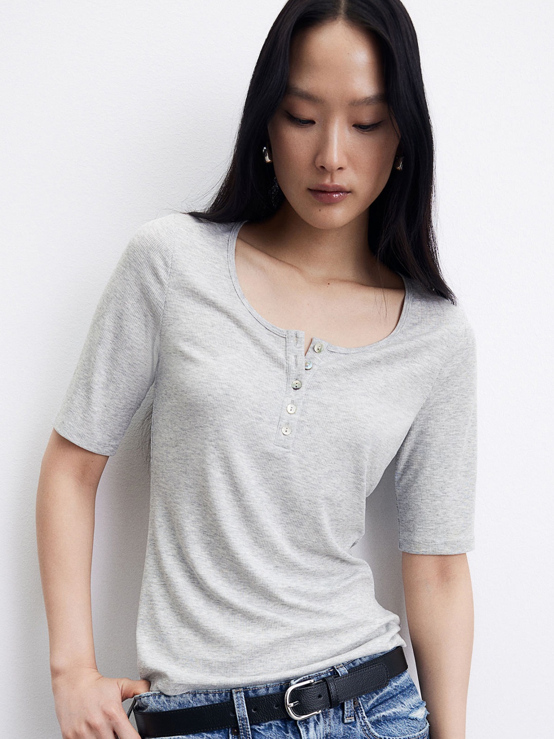 

H&M Ribbed Round-Neck Tops, Grey