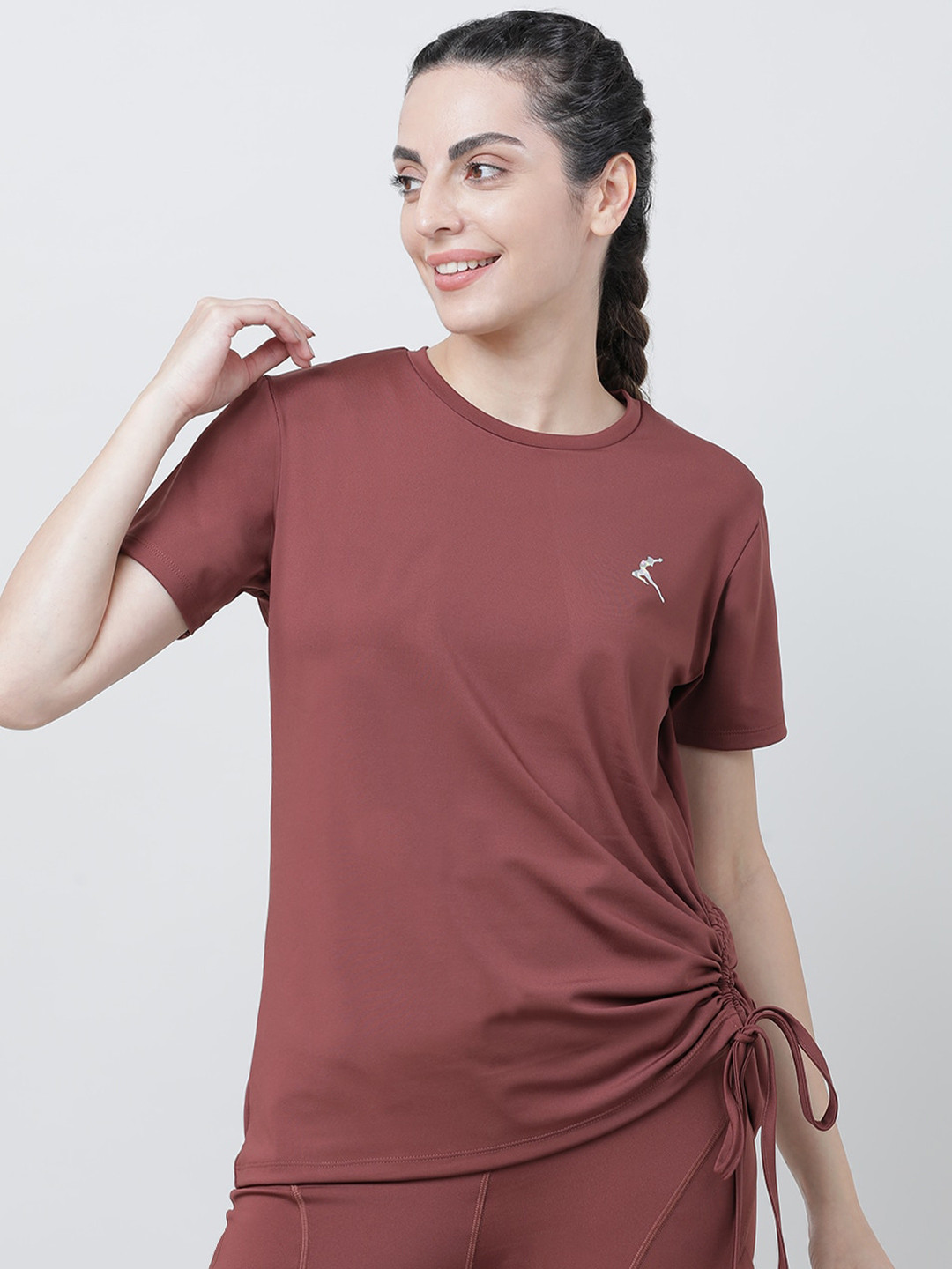 

Lovable Sport Round Neck Short Sleeves Ruched Top, Brown