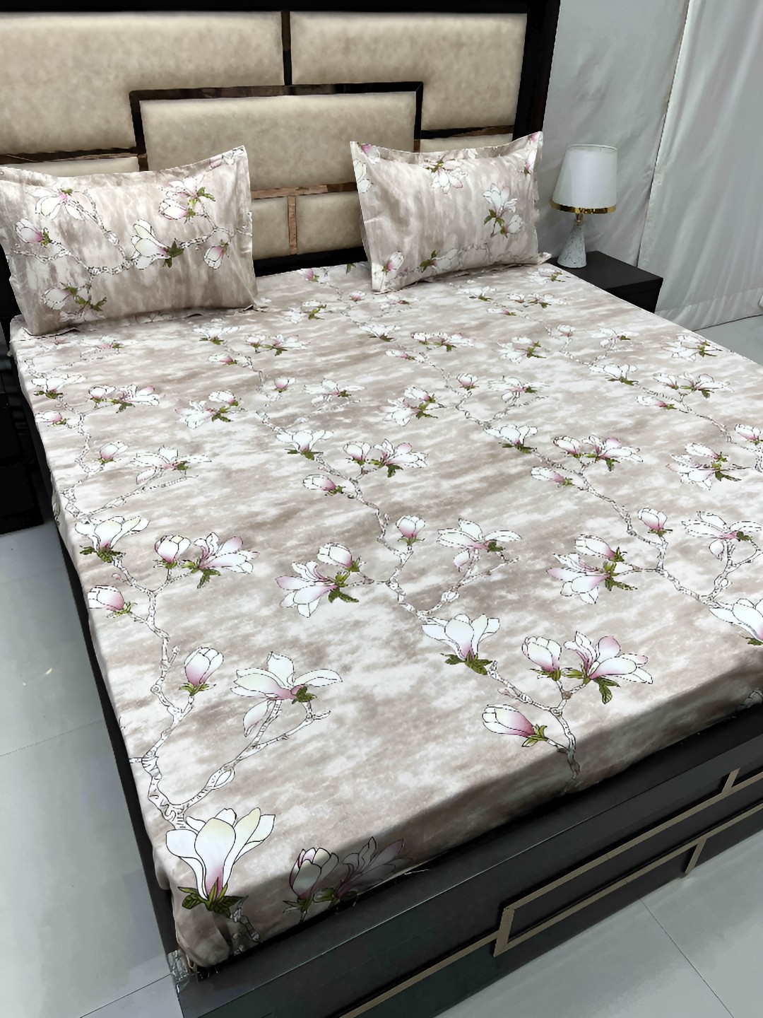 

Pure Decor Brown Floral Printed 230 TC Pure Cotton Queen Bedsheet with 2 Pillow Covers