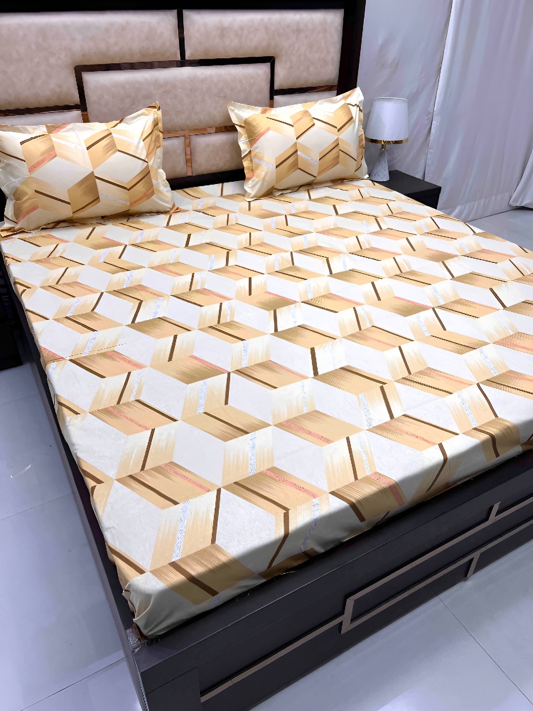 

Pure Decor Yellow & Off White Geometric Queen Bedsheet with 2 Pillow Covers