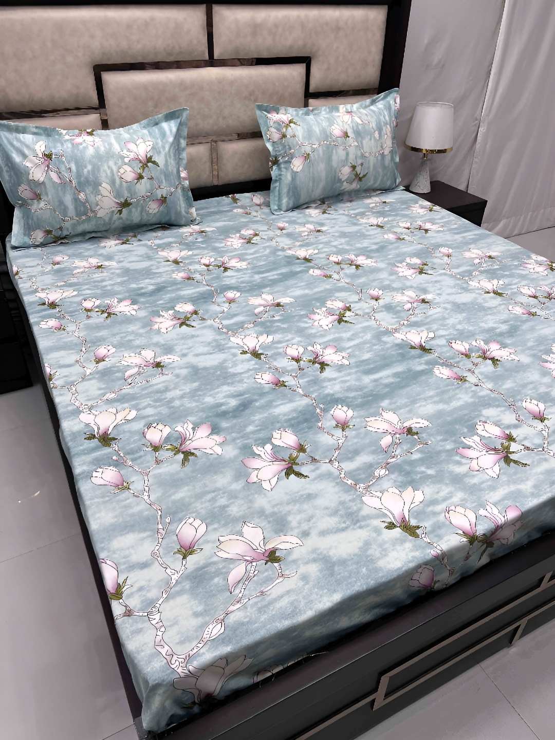 

Pure Decor Blue Floral Printed 230 TC Pure Cotton Queen Bedsheet with 2 Pillow Covers