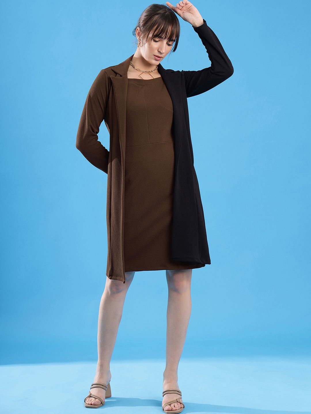 

Selvia Sleeveless Sheath Dress With Colourblocked Blazer, Brown