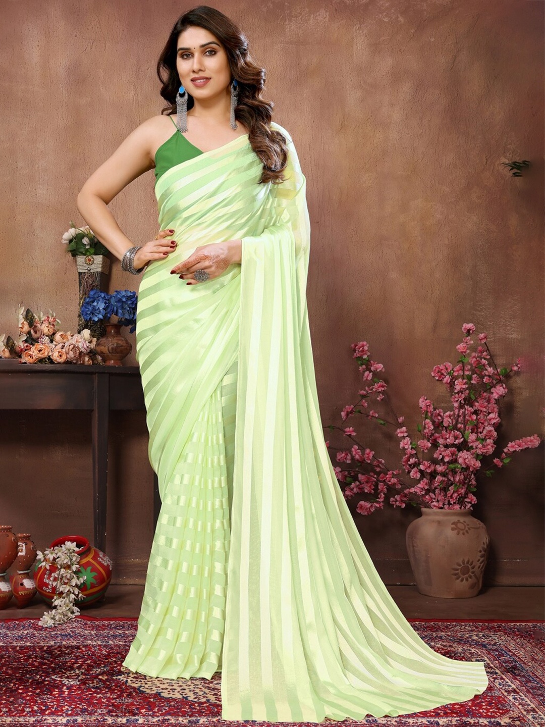 

ANAND SAREES Striped Saree, Green