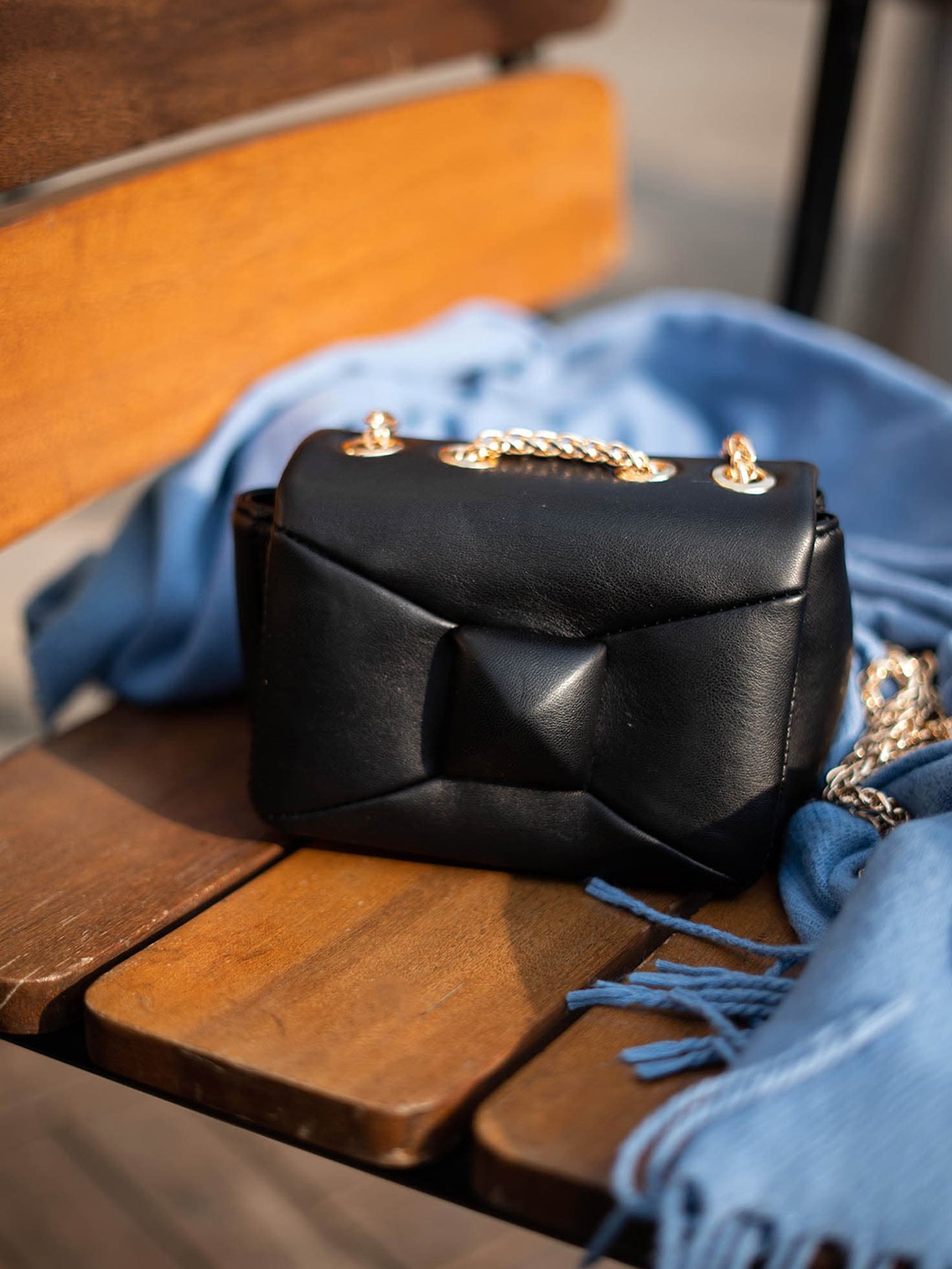 

Inc 5 Textured Miniature Sling Bag, Black