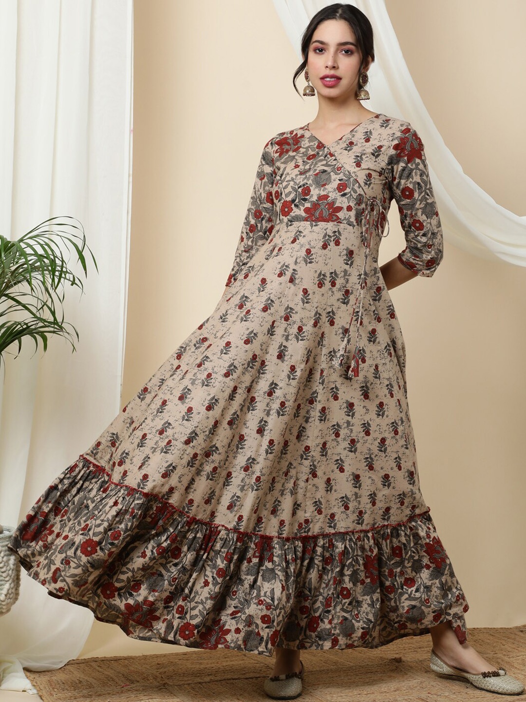 

GULMOHAR JAIPUR Floral Thread Work Round Neck Cotton Anarkali Kurta, Brown