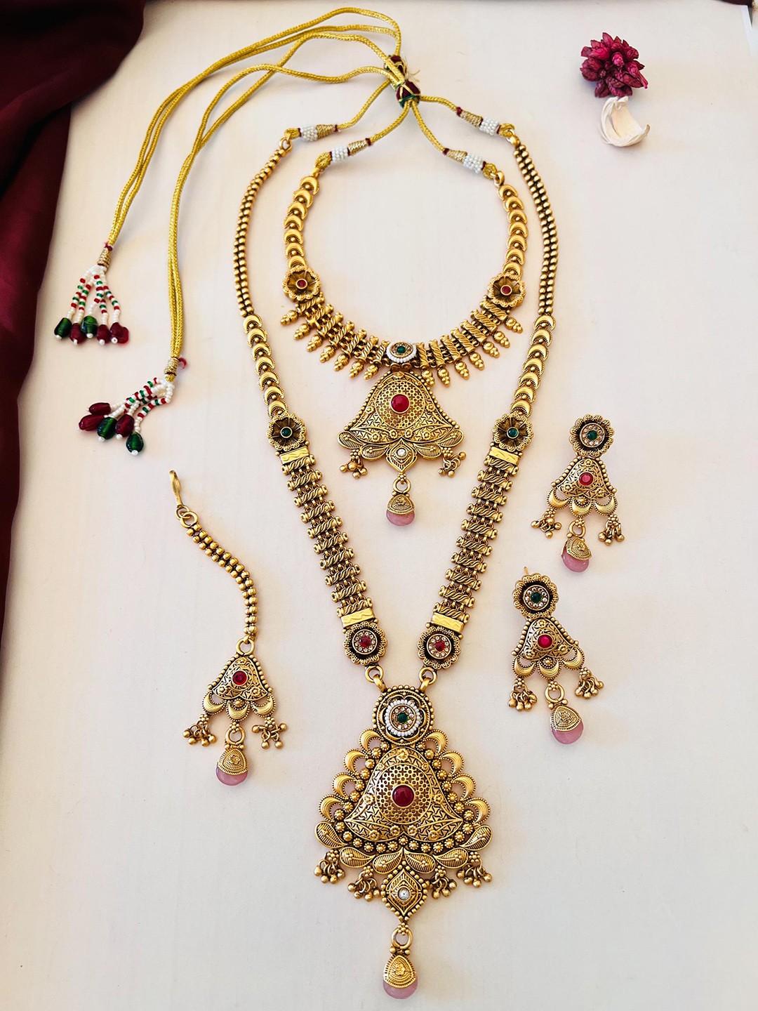 

ABDESIGNS Gold-Plated Stones Studded & Beaded Necklace & Earrings & Maang Tika