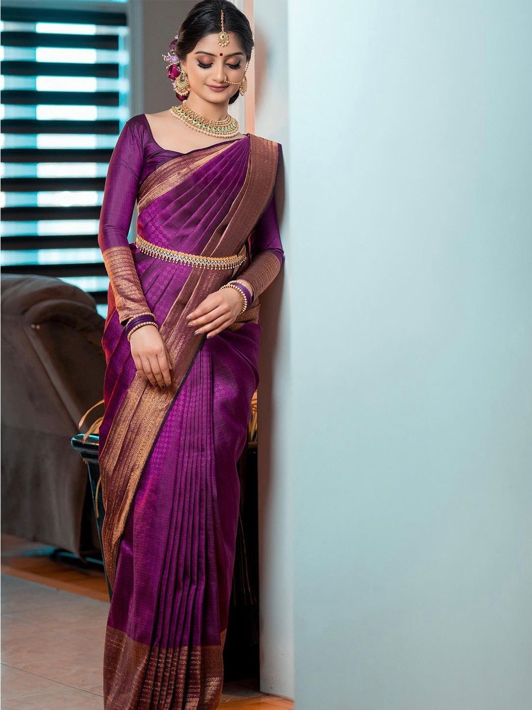 

bansari textiles Ethnic Woven Design Zari Pure Silk Kanjeevaram Saree, Purple