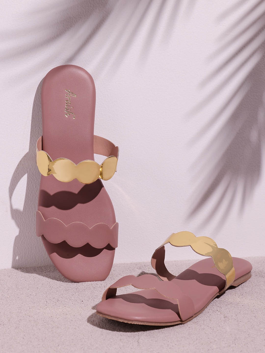 

ARAISH Colourblocked Open Toe Flats, Pink