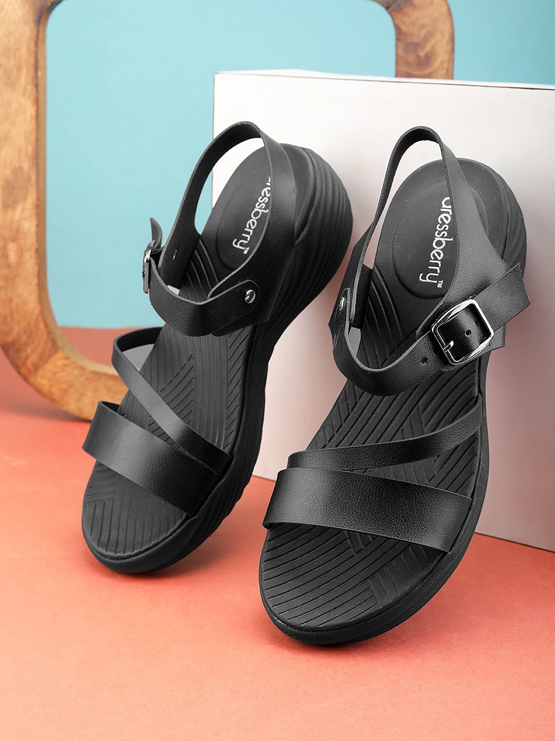

DressBerry Black Open Toe Backstrap Wedges