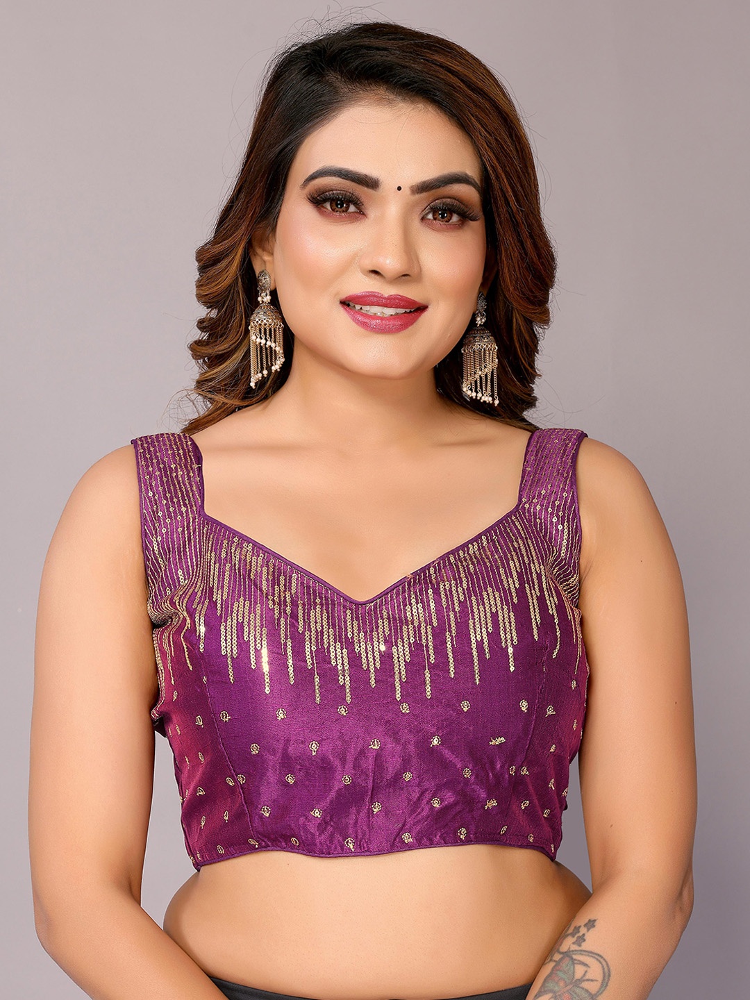 

AVANSHEE Embroidered Sweetheart Neck Sequinned Silk Saree Blouse, Purple