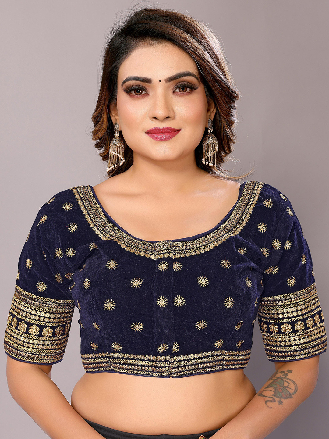 

AVANSHEE Floral Embroidered Sequinned Velvet Saree Blouse, Navy blue