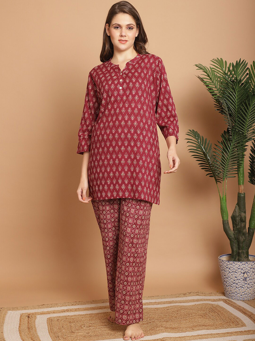 

Indreams Ethnic Motifs Printed Pure Cotton Night suit, Red