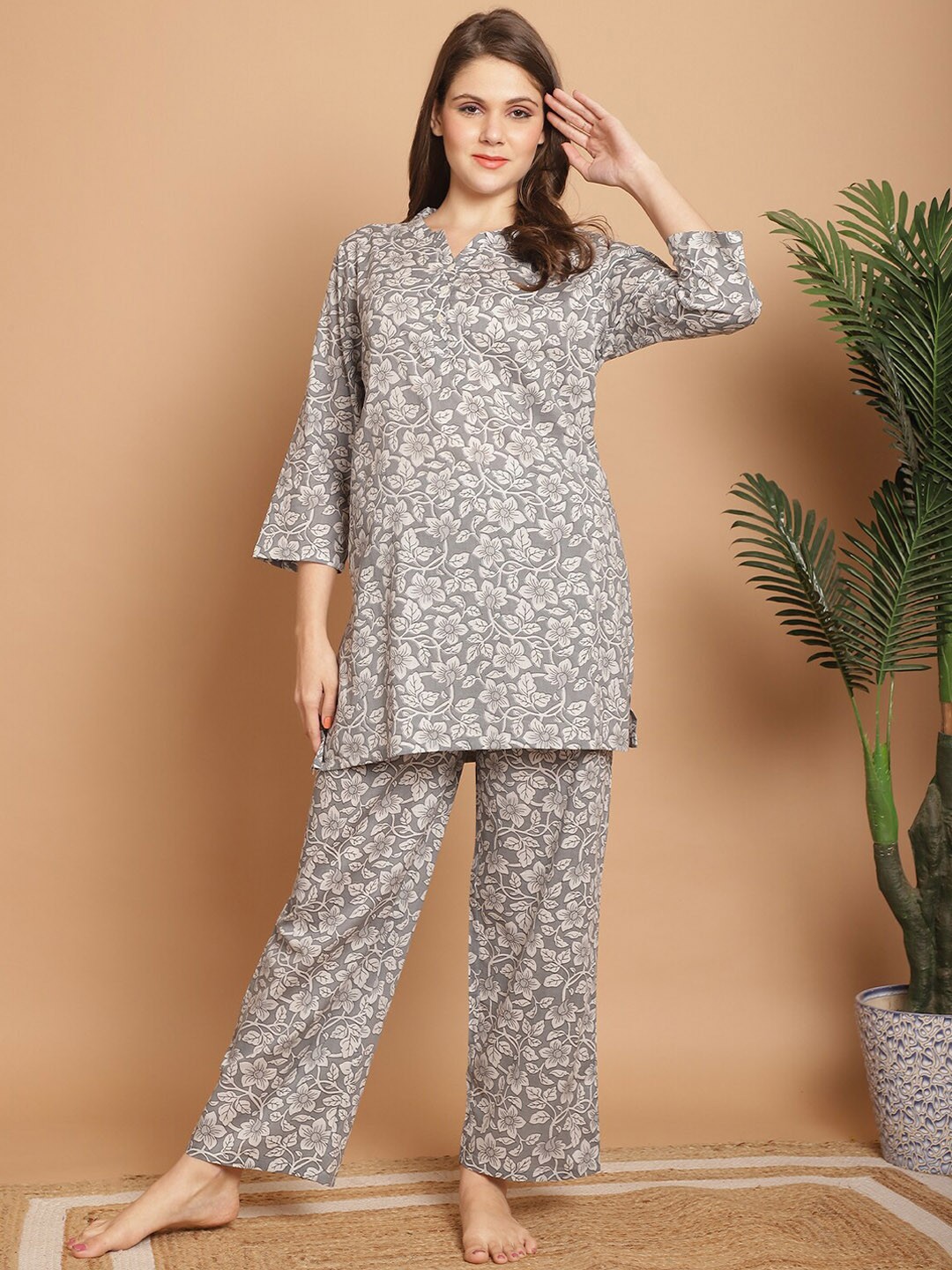 

Indreams Printed Pure Cotton Mandarin Collar Night suit, Grey