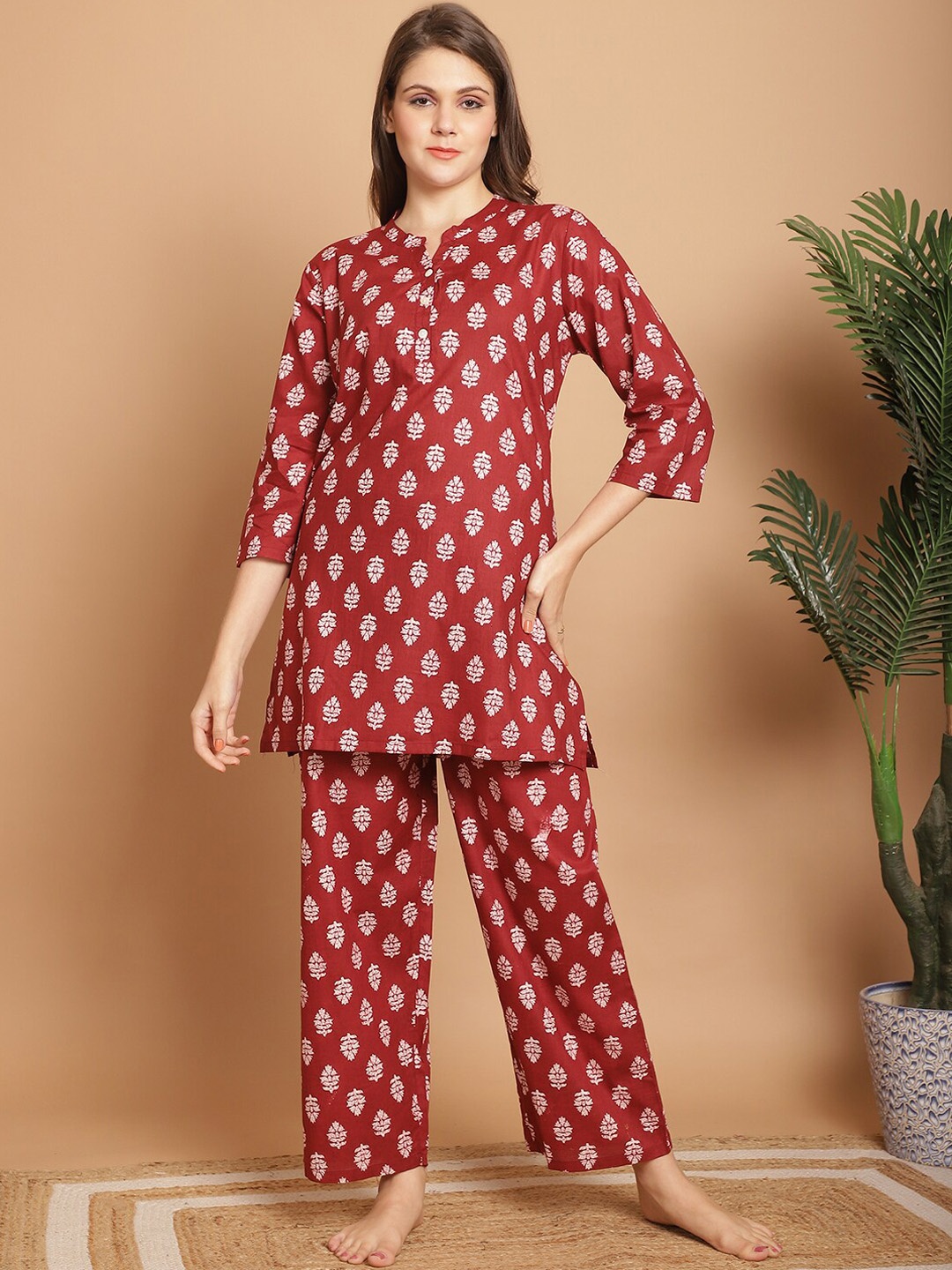 

Indreams Ethnic Motifs Printed Mandarin Collar Night suit, Red