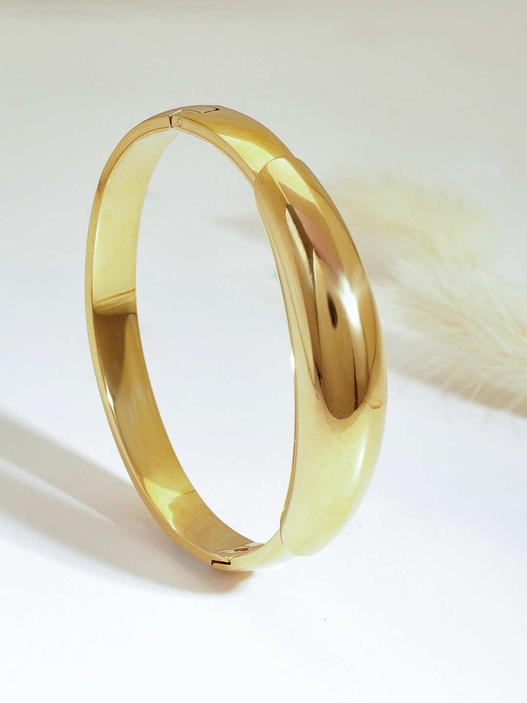 

Rubans Voguish 18K Gold Plated Stainless Steel Waterproof Tarnish Free Demi Fine Kada Bracelet