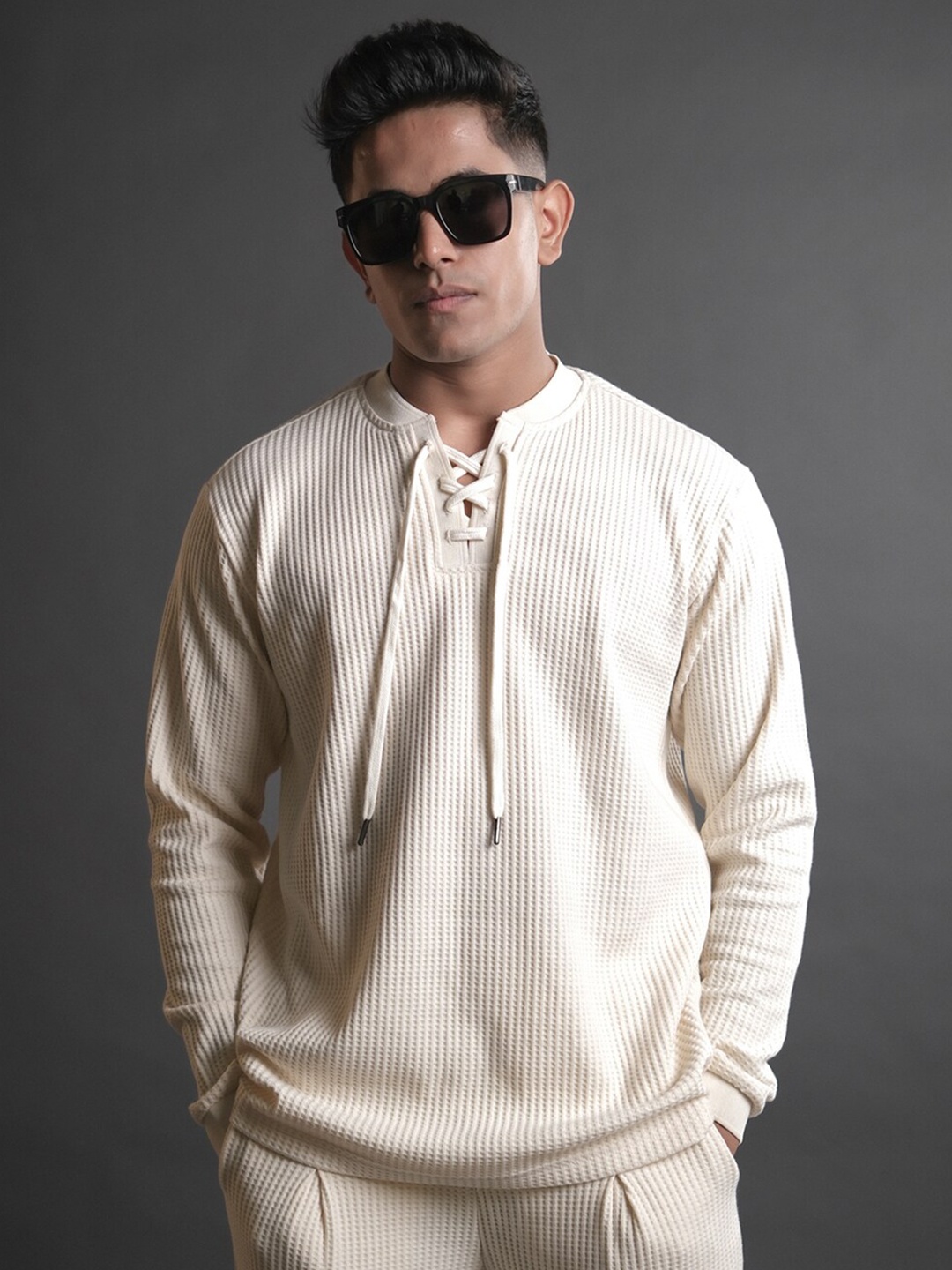 

Powerlook Cream Coloured Self Design Round Neck T-shirt