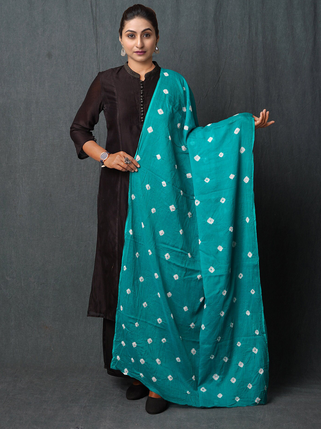 

Unnati Silks Bandhani Printed Pure Cotton Dupatta, Green
