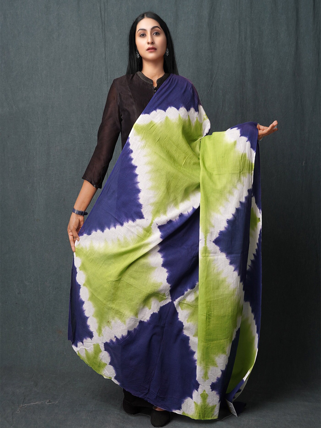 

Unnati Silks Tie & Dye Pure Cotton Bandhani Dupatta, Blue