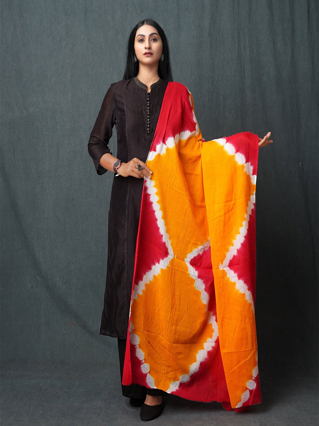 

Unnati Silks Tie & Dye Pure Cotton Bandhani Dupatta, Red