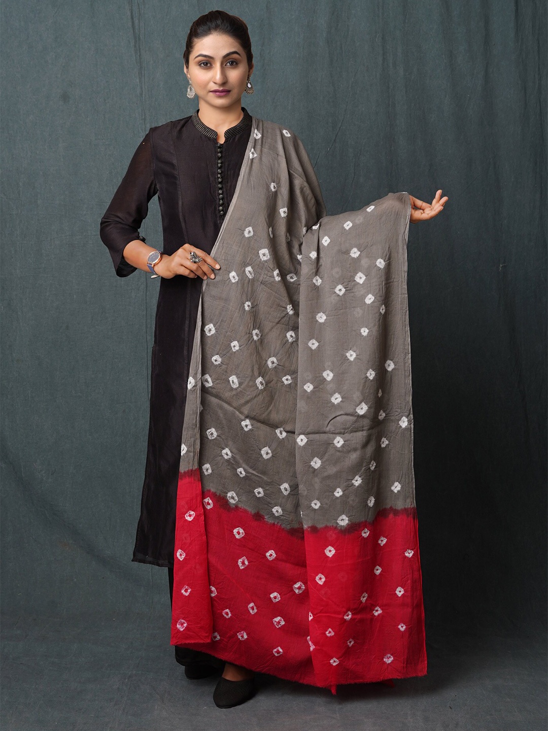 

Unnati Silks Bandhani Printed Pure Cotton Dupatta, Grey