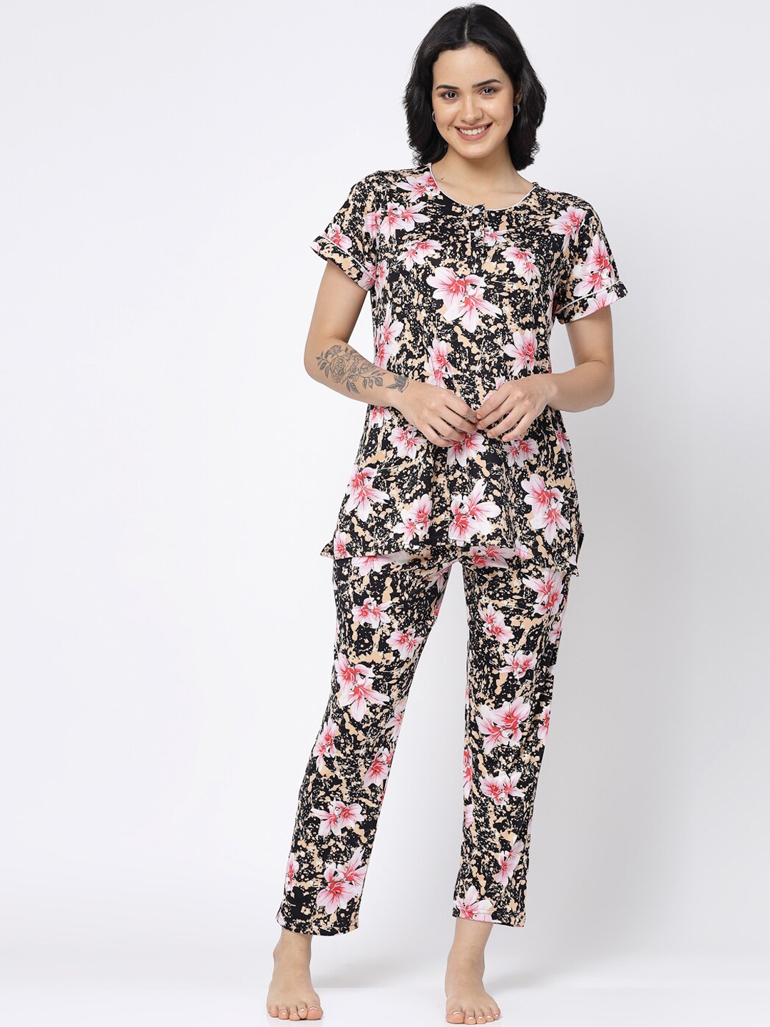 

SHYAM SONS FLAIR Floral Printed Round Neck Night suit, Black